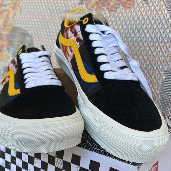 Vans Men’s Skate Old Skool
Bruce Lee Black/Yellow
VN0ASFCBY23
Sneakers - Picture 7 of 16